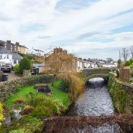 Bluebell Cottage, Grange-over-sands * Holker